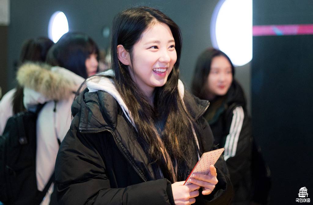 제가 요즘 밀고있는 프로듀스101의 푼수 불사조 이수현.GIF -약간의 스압 및 데이터 주의- | 인스티즈