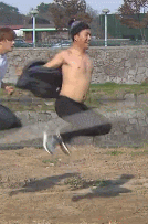 단체로 남자들이 게임에 미쳐가는 과정.gif | 인스티즈