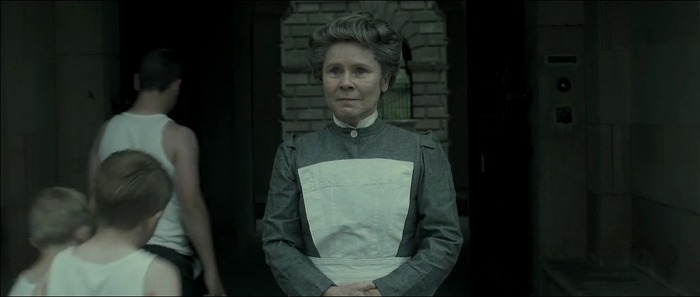 영국 사립학교에서 일어나는 미스터리한 사건의 정체는? (어웨이크닝) -2- | 인스티즈