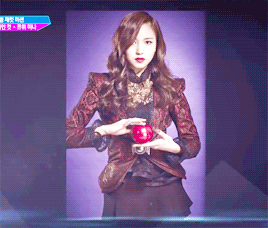 자기회사 소속 여자아이돌한테 진심 반한것 같은 박진영 | 인스티즈