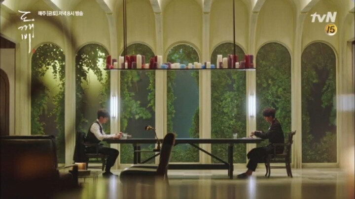 [도깨비] 도깨비 신 (공유) 인간 지은탁(김고은)의 키차이 | 인스티즈