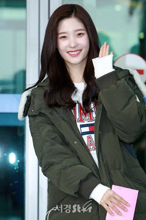 정글의법칙 촬영차 출국하는 정채연 jpg20 | 인스티즈