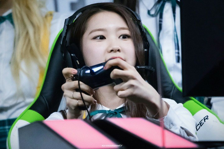 [오마이걸] 지호는 말이없다 | 인스티즈