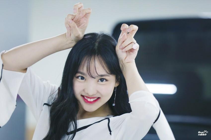 [트와이스] 서열9위 토끼언니 맏내 나연 짤들.jpg | 인스티즈