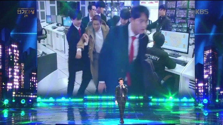 2017 KBS연기대상 축하공연 딘딘 - Must Be The Money (김과장 OST) (feat. 딘딘은 딘딘의 본업) | 인스티즈