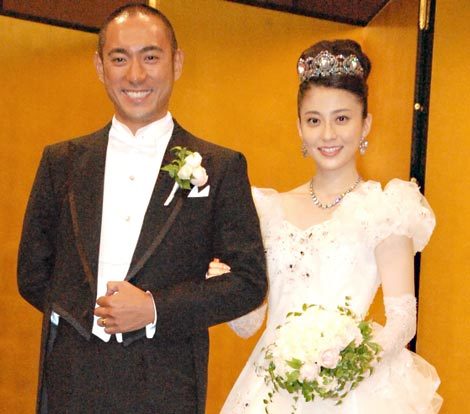 일본 연예인들의 결혼식 사진.jpg | 인스티즈