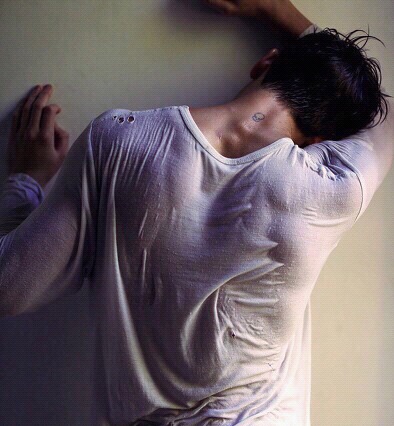 남자몸은 여자들보기 좋을때 비로소 가치가 있는거 아닐까요? | 인스티즈