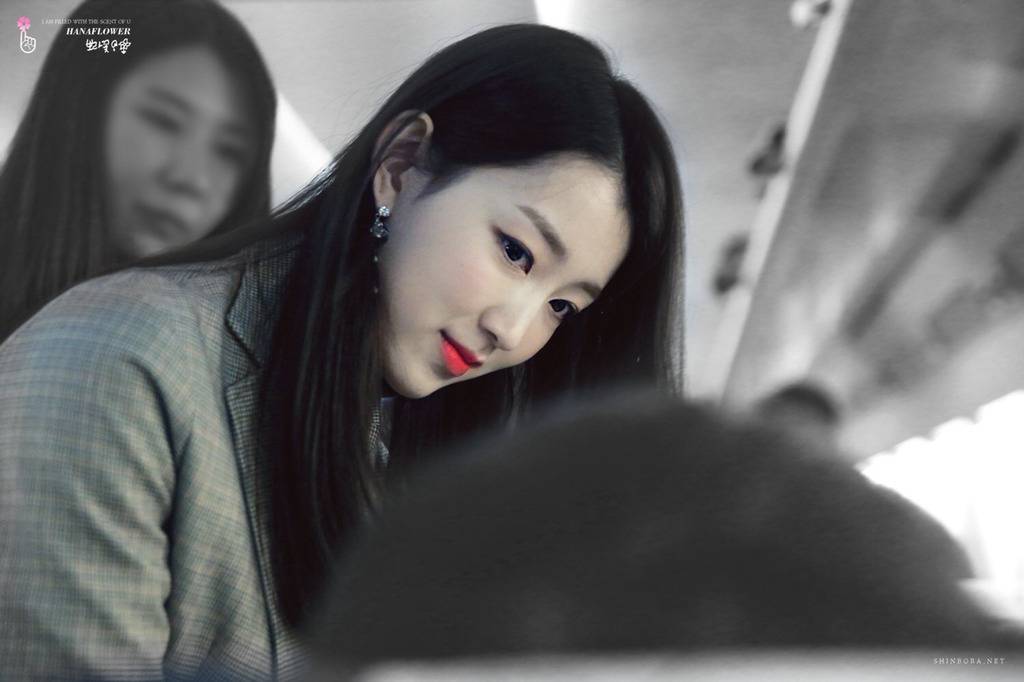 [구구단] 여사친에게서 생일 선물을 받아서 하나 | 인스티즈