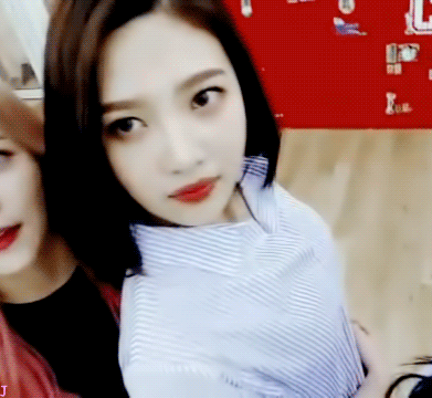 데뷔초 애기에서 여자가 되어가는 조이 .jpgif | 인스티즈