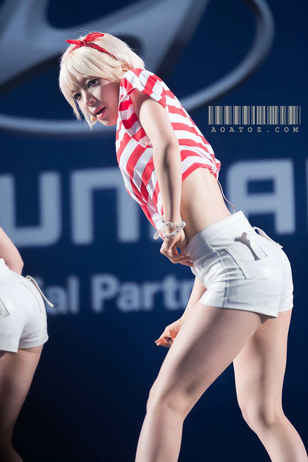 크롭티 입은 초아가 좋다♥ | 인스티즈