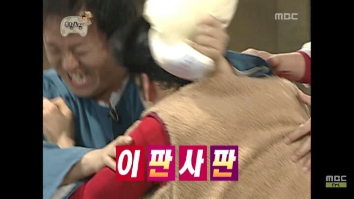 [무한도전] 맘 상할 일이 절대 없다는 베개싸움하는 멤버들ㅋㅋㅋㅋㅋ | 인스티즈