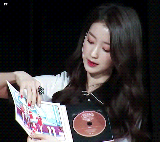 [구구단] 여사친에게서 생일 선물을 받아서 하나 | 인스티즈