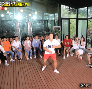 유전자는 거짓말을 안한다 전소민 동생 오늘자 런닝맨 뉴페이스 춤.jpgif | 인스티즈