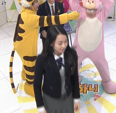 교복입은 수민이 | 인스티즈