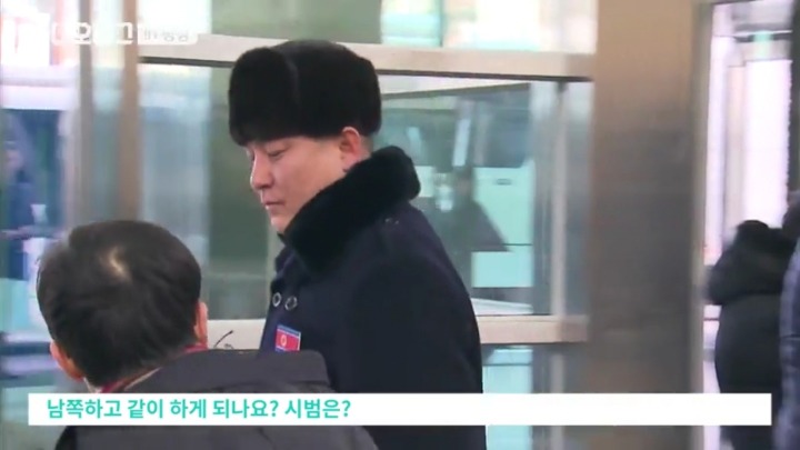 대학생 위주로 뽑은 북한 응원단.jpg | 인스티즈