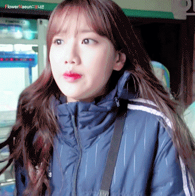 대학가면 자주보는 새내기 여대생 스타일 .gif | 인스티즈