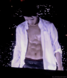 의외로 몸 좋은 엑소멤버들 | 인스티즈