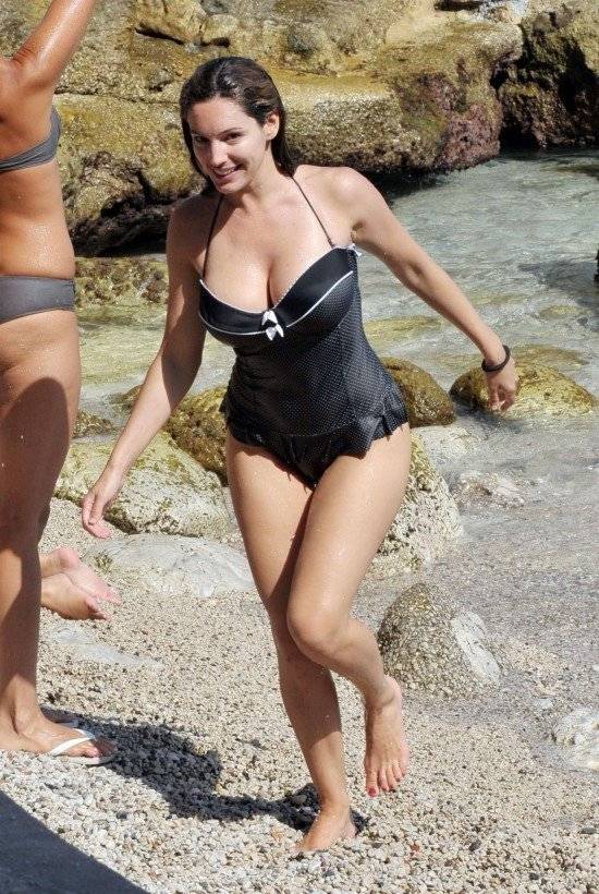 남자들한테 찬양받는 몸매녀의 살찌기 전후 | 인스티즈