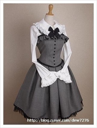 용기내서 한번쯤은 입어보고 싶은 공주옷.jpg | 인스티즈