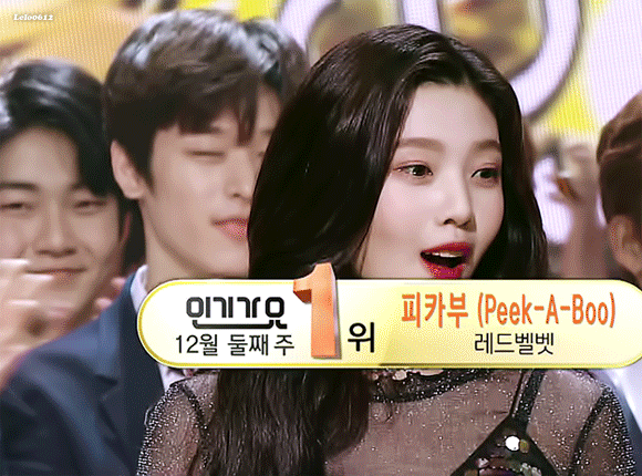 오늘자 인기가요 포니테일 레드벨벳 조이.gif | 인스티즈