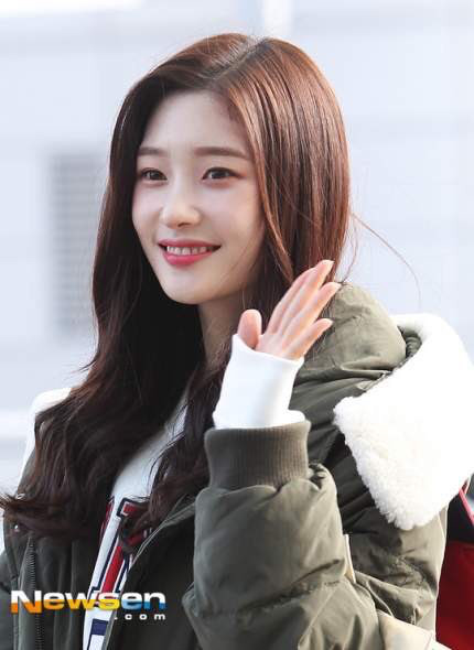 정글의법칙 촬영차 출국하는 정채연 jpg20 | 인스티즈