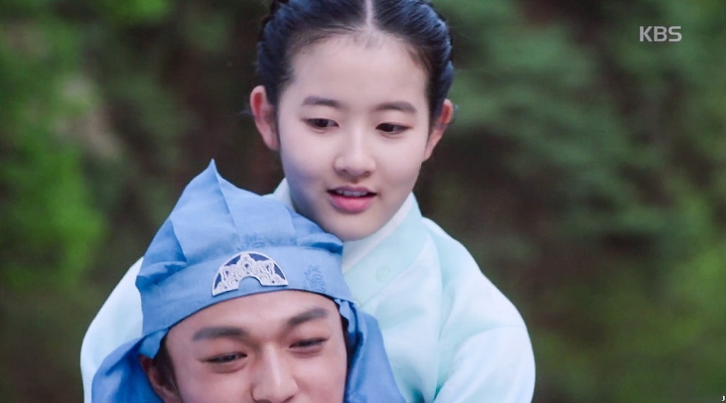 [7일의왕비] 한 폭의 수채화같던 청량하고 풋풋한 어린 채경과 진성대군 .jpgif (데이터주의) | 인스티즈