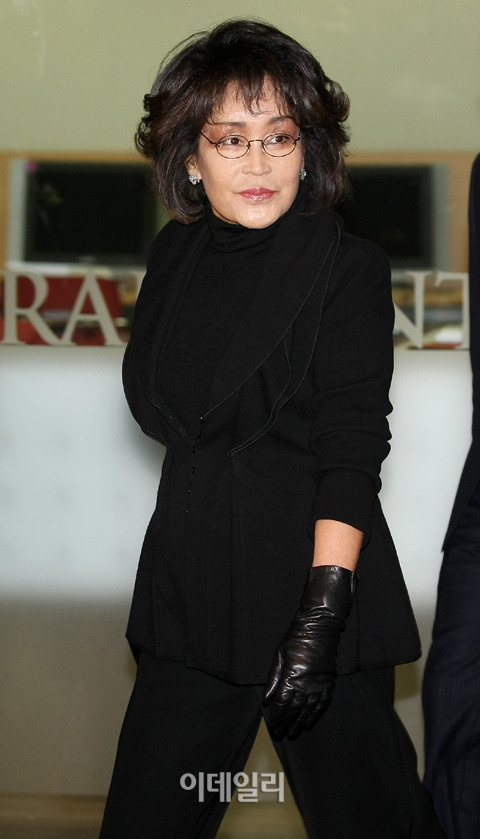 실제론 순해보이는데 개쎄보이는 인생짤 하나 건진고현정 전 시어머니 | 인스티즈