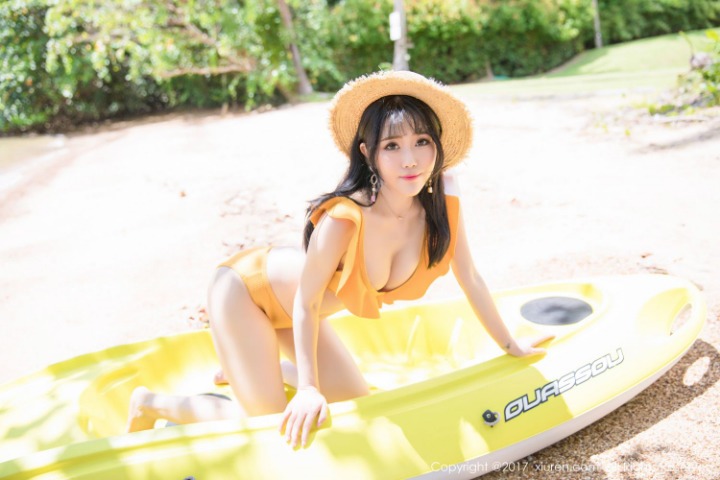 오렌지 수영복 | 인스티즈