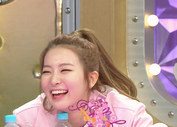 140mb+) 귀여운 슬기 눈웃음.gif | 인스티즈