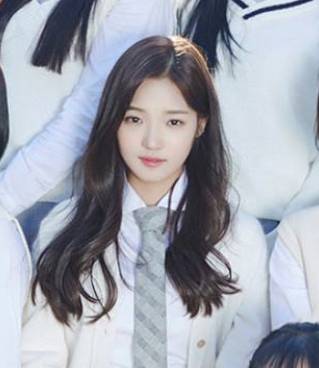 박지원이 갑작스레 껴안자 급 정색하는 노지선.GIF | 인스티즈