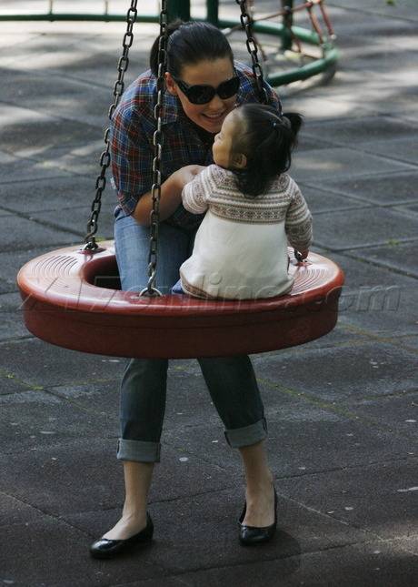 캐서린헤이글이 입양한 한국아이 | 인스티즈