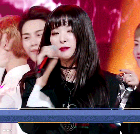 총 쏘는 슬기.gif | 인스티즈