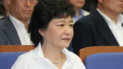 베트남 민간인 학살은 안된 일이지만 어쩔 수 없었어 강대국 미국이 파병하랬는데 어떻게 거절했겠어 그리고 공식사과도 했어ㅠㅠ(feat.박정희) | 인스티즈