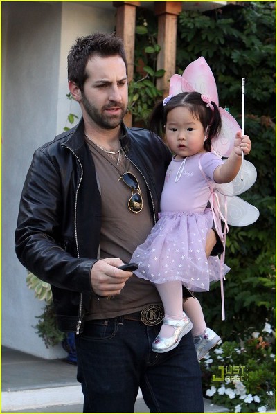 캐서린헤이글이 입양한 한국아이 | 인스티즈