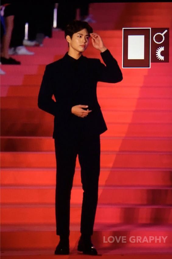 어제자 박보검 수트빨 | 인스티즈