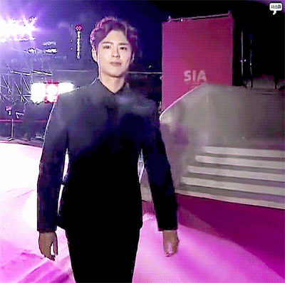 어제자 박보검 수트빨 | 인스티즈