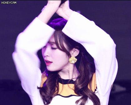 171216 SBS러브FM 강릉콘서트 오마이걸 아린.gif | 인스티즈