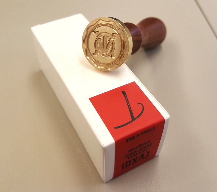 SM 가수들 데뷔 n주년 기념 굿즈 왁스실링 | 인스티즈