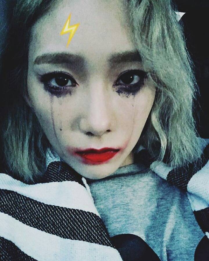 오늘자 분위기 있는 태연 인스타그램.jpgif | 인스티즈