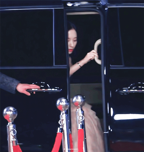 연말시상식에서 미모 던 우주소녀 보나.jpgif | 인스티즈