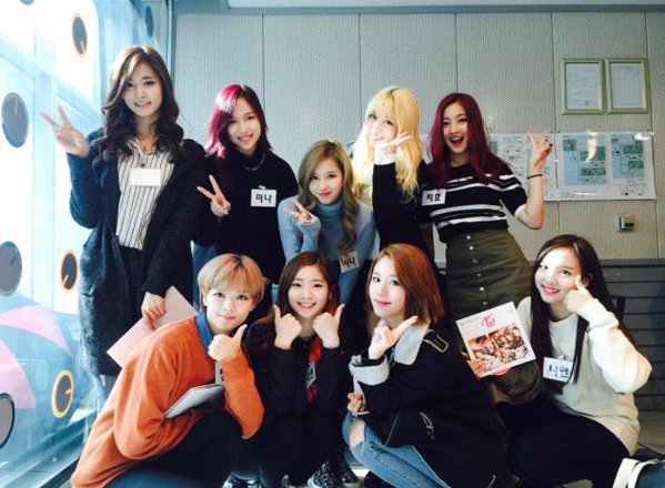 트와이스 완전체 단체사진 모음 | 인스티즈