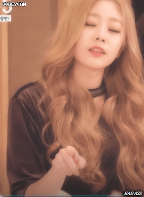 멤버들 따라하면서 놀려먹는 러블리즈 지수.gif | 인스티즈