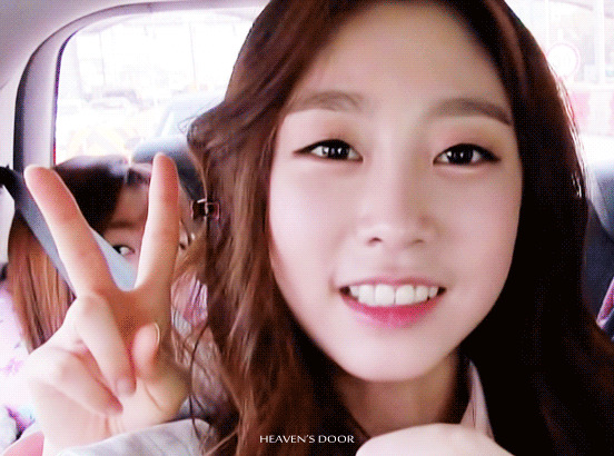 러블리즈 지수는 금발이 낫다 vs 흑발(어두운)쪽이 낫다 | 인스티즈