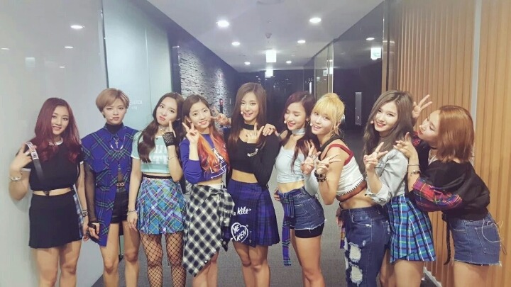 트와이스 완전체 단체사진 모음 | 인스티즈