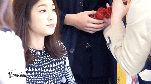 오늘자 연느 팬싸 광탈 기념 싸인회 데레요정 짤털 | 인스티즈