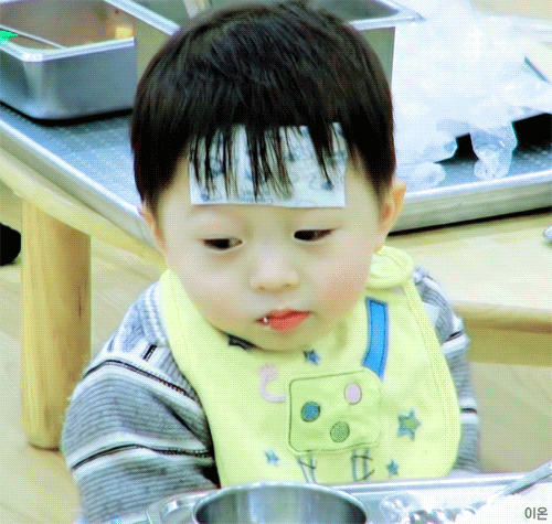 어린이집 점심시간에 아가들이 졸려서 어쩔줄 모르는 글.jpg (짱덕사 주의) | 인스티즈