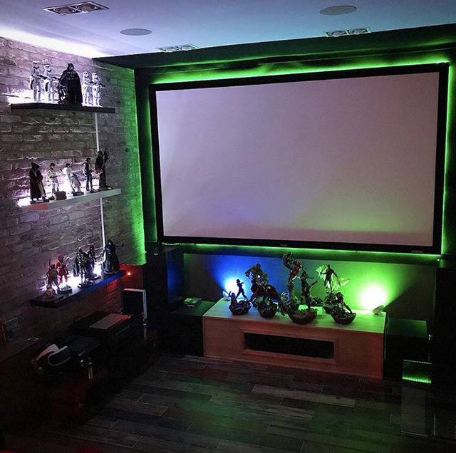 자신의 집 지하를 덕질의 공간으로 꾸민 성공한 덕후의 모습 | 인스티즈