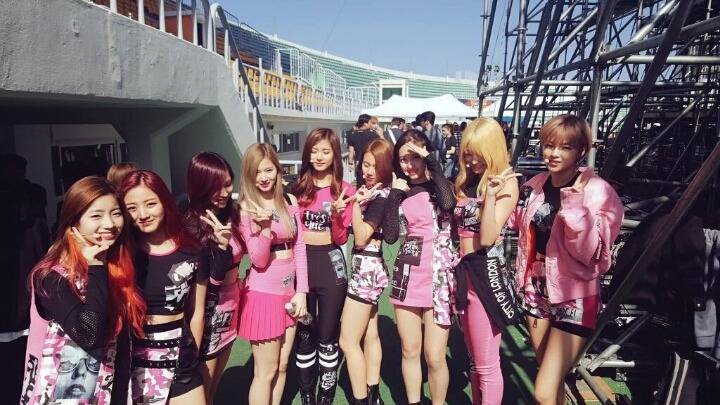 트와이스 완전체 단체사진 모음 | 인스티즈