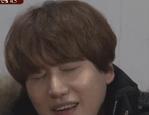 대선배 이름몰라서 사과하는 규현.gif | 인스티즈