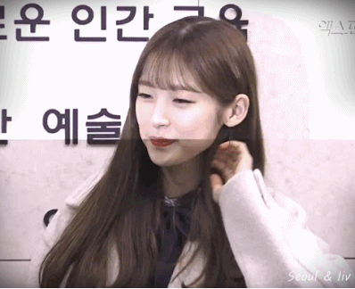 오마이걸 아린 서공예 졸업식 gif | 인스티즈